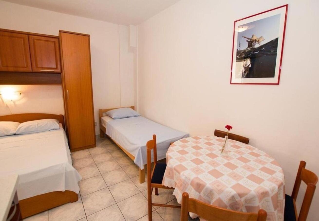 Apartments Juri Sućuraj Eksteriør bilde
