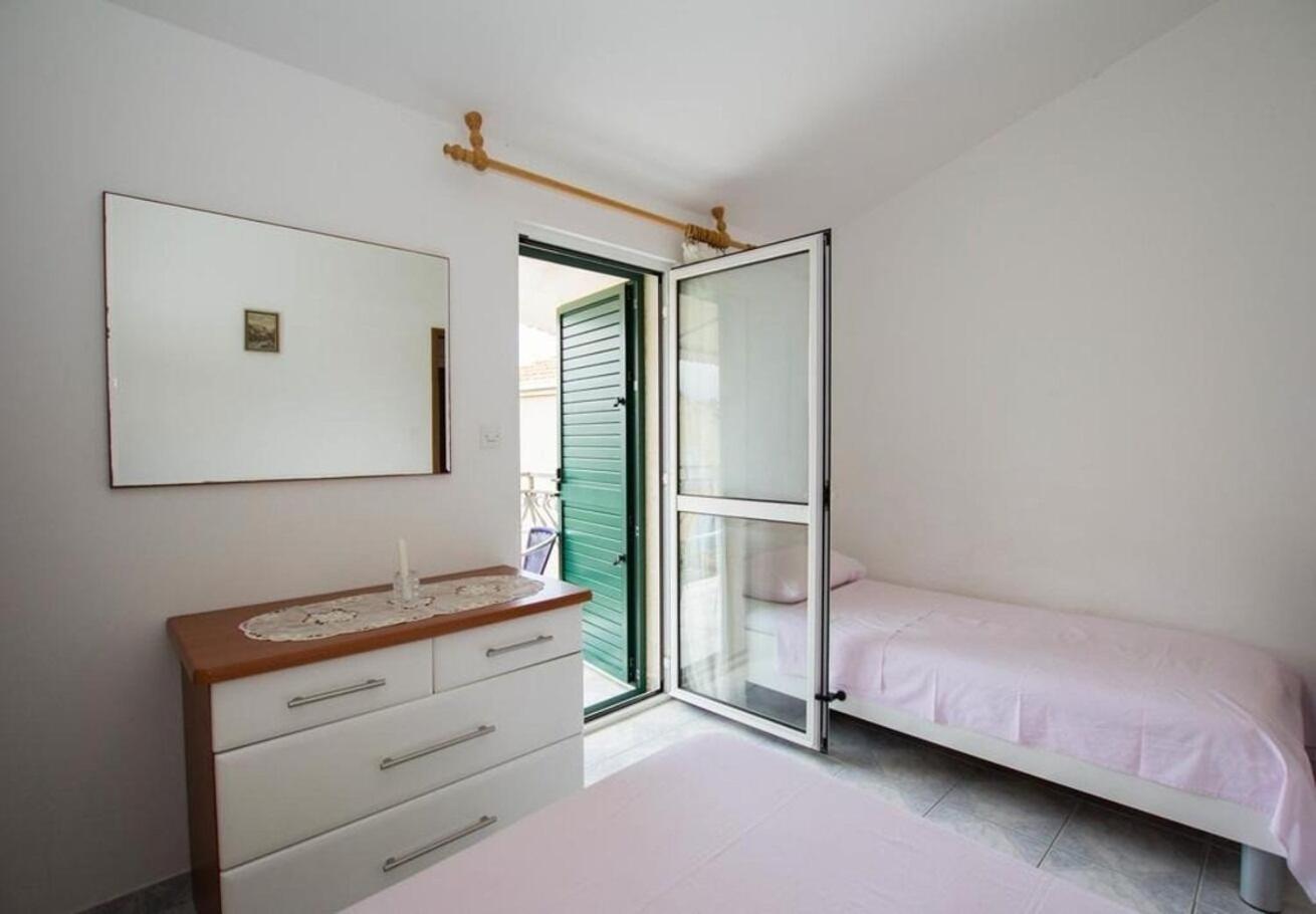 Apartments Juri Sućuraj Eksteriør bilde